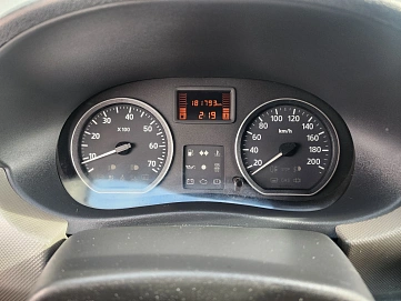 Renault Logan, 2010г, передний привод, механика