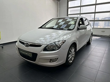 Hyundai i30, 2009г, передний привод, автомат