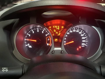 Nissan Juke, 2012г, передний привод, вариатор