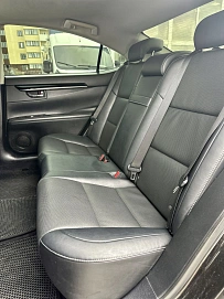Lexus ES, 2015г, передний привод, автомат