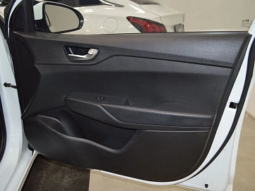 Hyundai Solaris, 2020г, передний привод, автомат