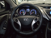 Hyundai Elantra, 2013г., передний привод, автомат