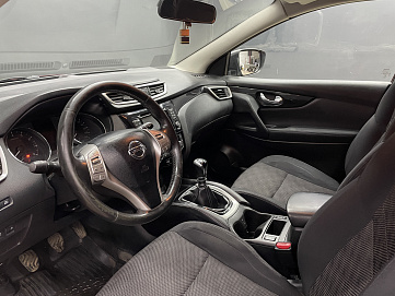 Nissan Qashqai, 2014г, передний привод, механика