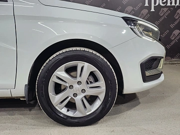 Lada (ВАЗ) Vesta, 2023г, передний привод, механика