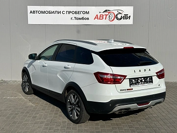 Lada (ВАЗ) Vesta, 2019г, передний привод, робот