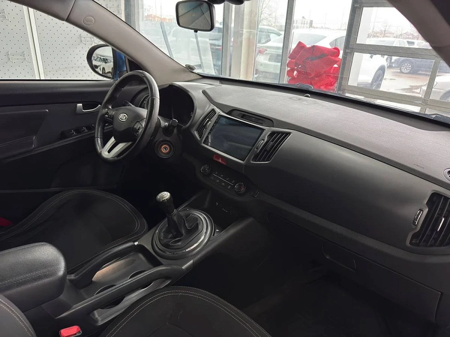 Kia Sportage, 2010г., передний привод, механика
