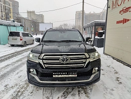 Toyota Land Cruiser, 2019г, полный привод, автомат