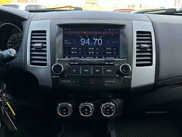 Mitsubishi Outlander, 2010г, передний привод, автомат