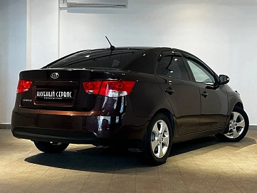Kia Cerato, 2010г, передний привод, автомат