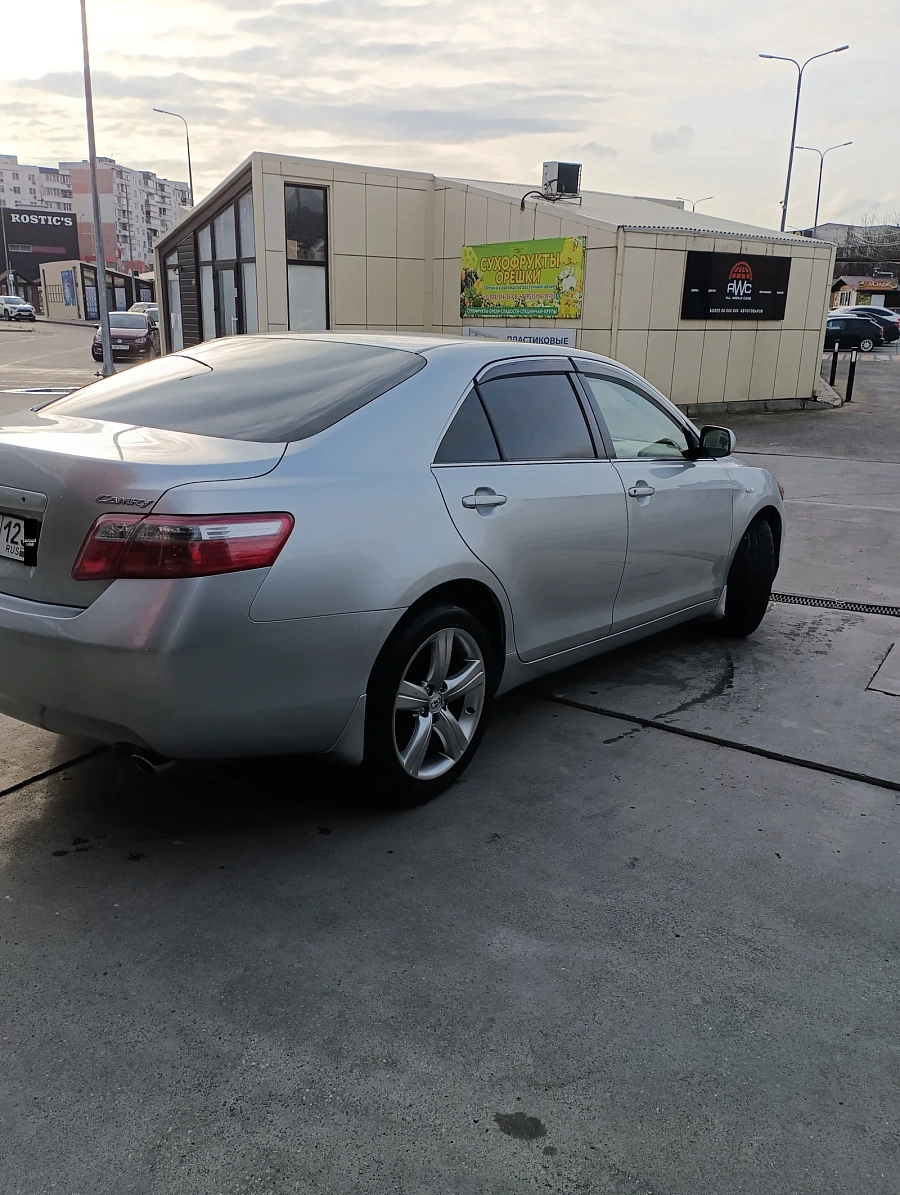 Toyota Camry, 2006г., передний привод, автомат