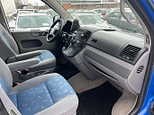 Volkswagen Multivan, 2006г., передний привод, механика