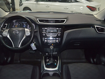 Nissan Qashqai, 2018г, передний привод, вариатор