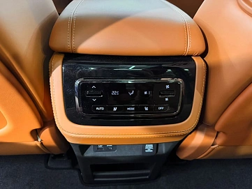 Polar Stone (Jishi) 01, 2024г, полный привод, автомат