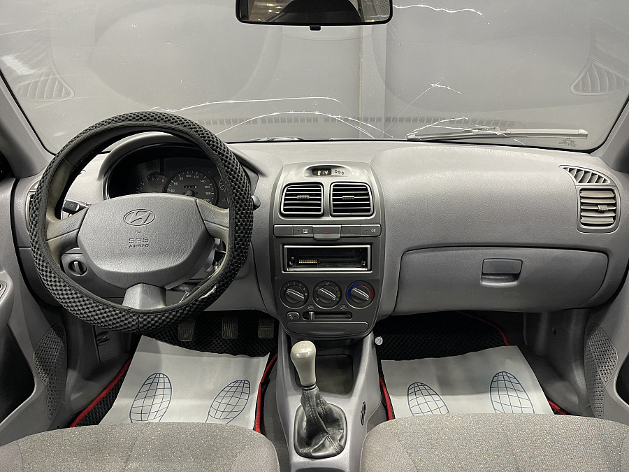 Hyundai Accent, 2005г., передний привод, механика
