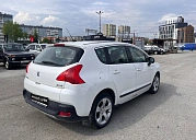 Peugeot 3008, 2011г., передний привод, автомат