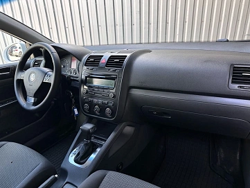 Volkswagen Jetta, 2008г, передний привод, автомат