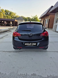 Opel Astra, 2010г, передний привод, автомат