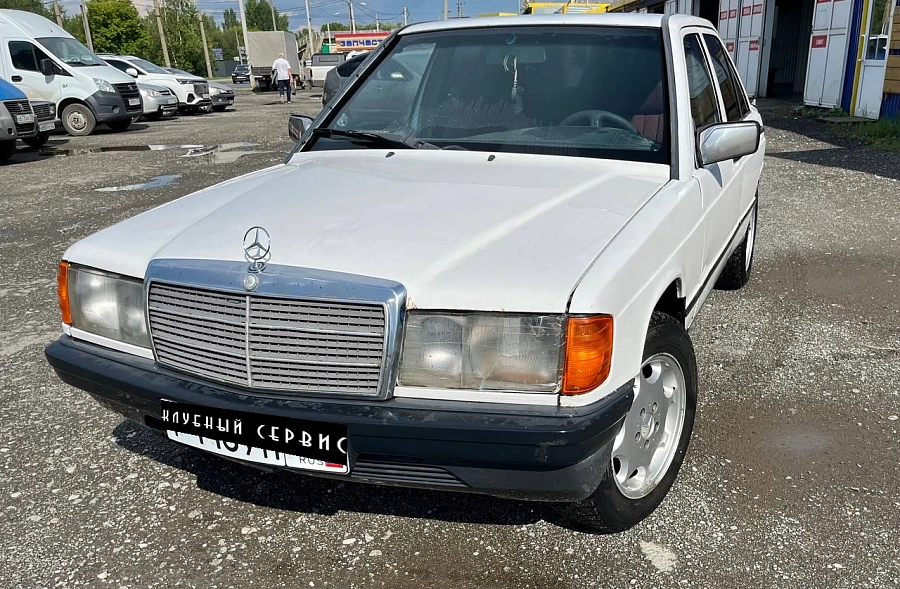 Mercedes-Benz 190 (W201), 1985г., задний привод, механика