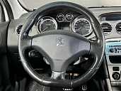 Peugeot 308, 2010г., передний привод, автомат