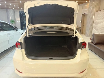 Toyota Corolla, 2022г, передний привод, вариатор