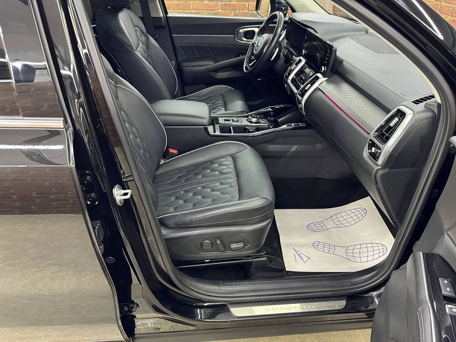 Kia Sorento, 2021г., полный привод, автомат