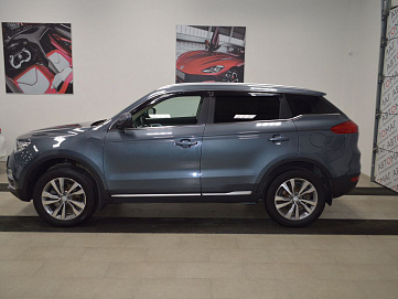 Geely Atlas, 2020г, передний привод, автомат