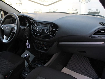 Lada (ВАЗ) Vesta, 2019г, передний привод, механика
