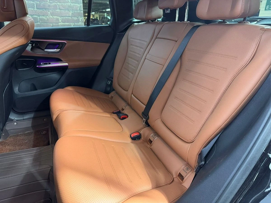 Mercedes-Benz GLC, 2024г., полный привод, автомат