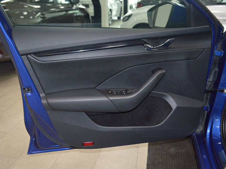 Skoda Octavia, 2021г., передний привод, автомат