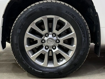 Toyota Land Cruiser Prado, 2016г, полный привод, автомат