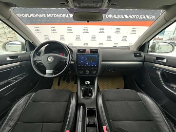 Volkswagen Jetta, 2008г, передний привод, механика