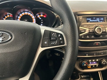 Lada (ВАЗ) Vesta, 2019г, передний привод, механика