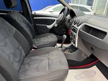 Renault Logan, 2011г, передний привод, автомат