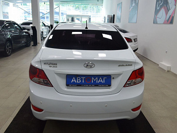 Hyundai Solaris, 2012г, передний привод, автомат
