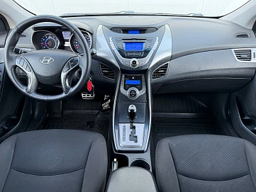 Hyundai Elantra, 2013г, передний привод, автомат