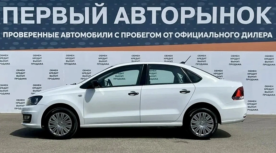 Volkswagen Polo, 2017г., передний привод, автомат