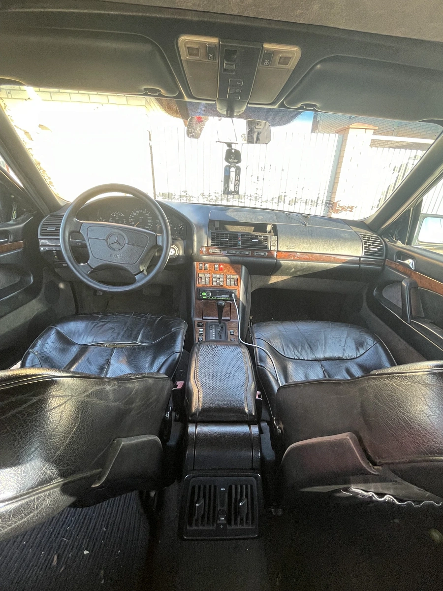 Mercedes-Benz S-Класс, 1993г., задний привод, автомат