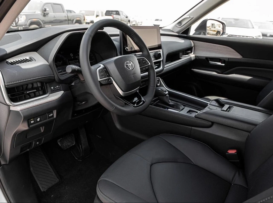 Toyota Grand Highlander, 2024г., полный привод, автомат