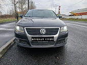 Volkswagen Passat, 2010г., передний привод, робот