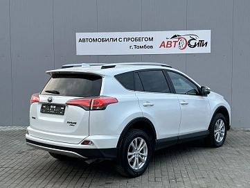 Toyota RAV4, 2018г, полный привод, вариатор