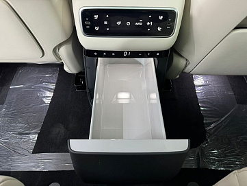 LiXiang L9, 2024г, полный привод, автомат