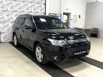 Mitsubishi Outlander, 2013г, передний привод, вариатор