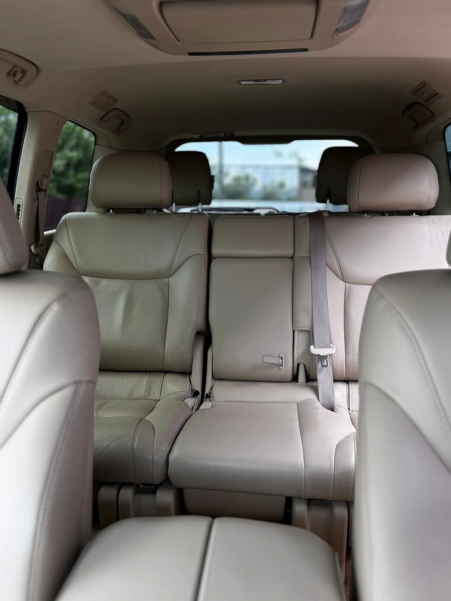 Lexus LX, 2011г., полный привод, автомат