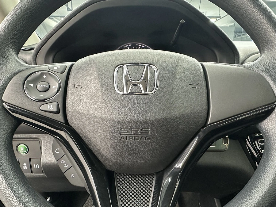 Honda Vezel, 2021г., передний привод, вариатор