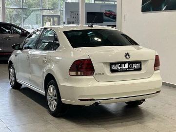 Volkswagen Polo, 2020г, передний привод, автомат