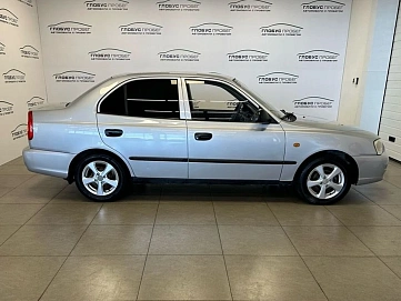 Hyundai Accent, 2006г, передний привод, механика