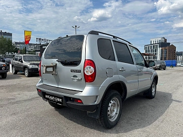 Chevrolet Niva, 2015г, передний привод, механика
