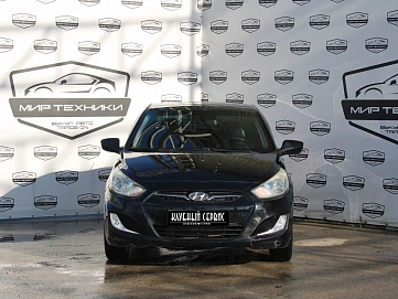 Hyundai Solaris, 2011г, передний привод, автомат