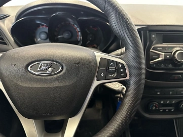 Lada (ВАЗ) Vesta, 2019г, передний привод, механика
