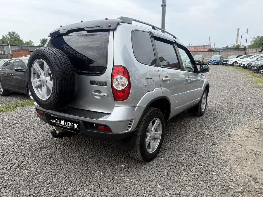 Chevrolet Niva, 2015г., полный привод, механика